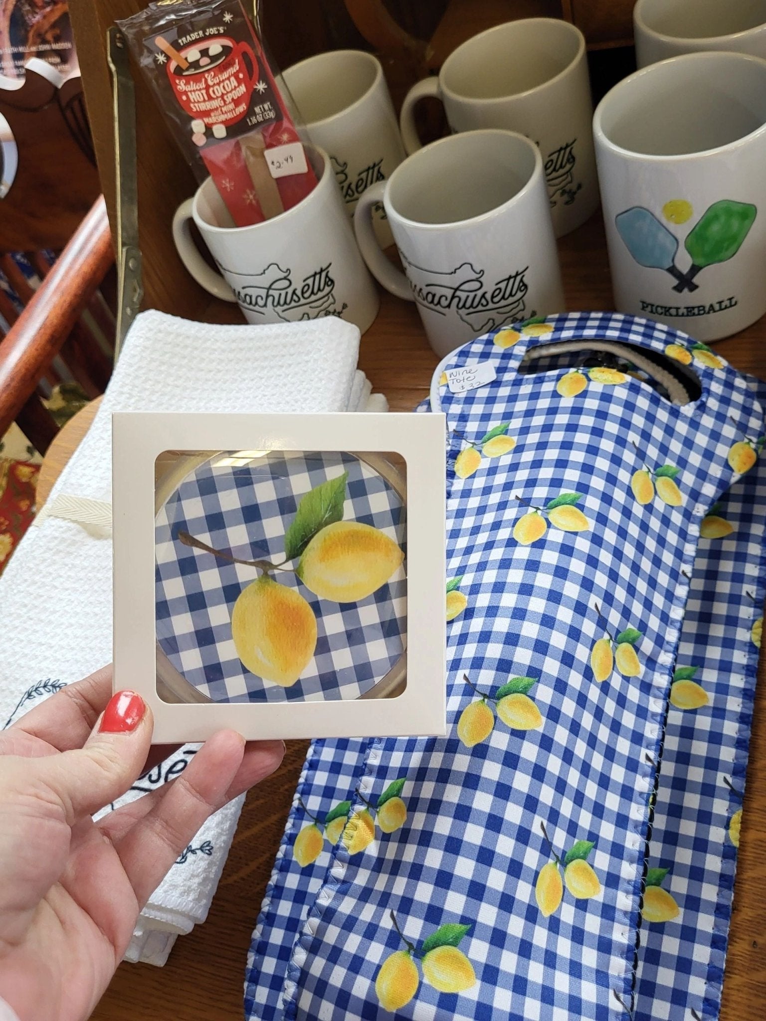 Neoprene Wine Tote - Lemons On Gingham - Potpourri Gift Shop