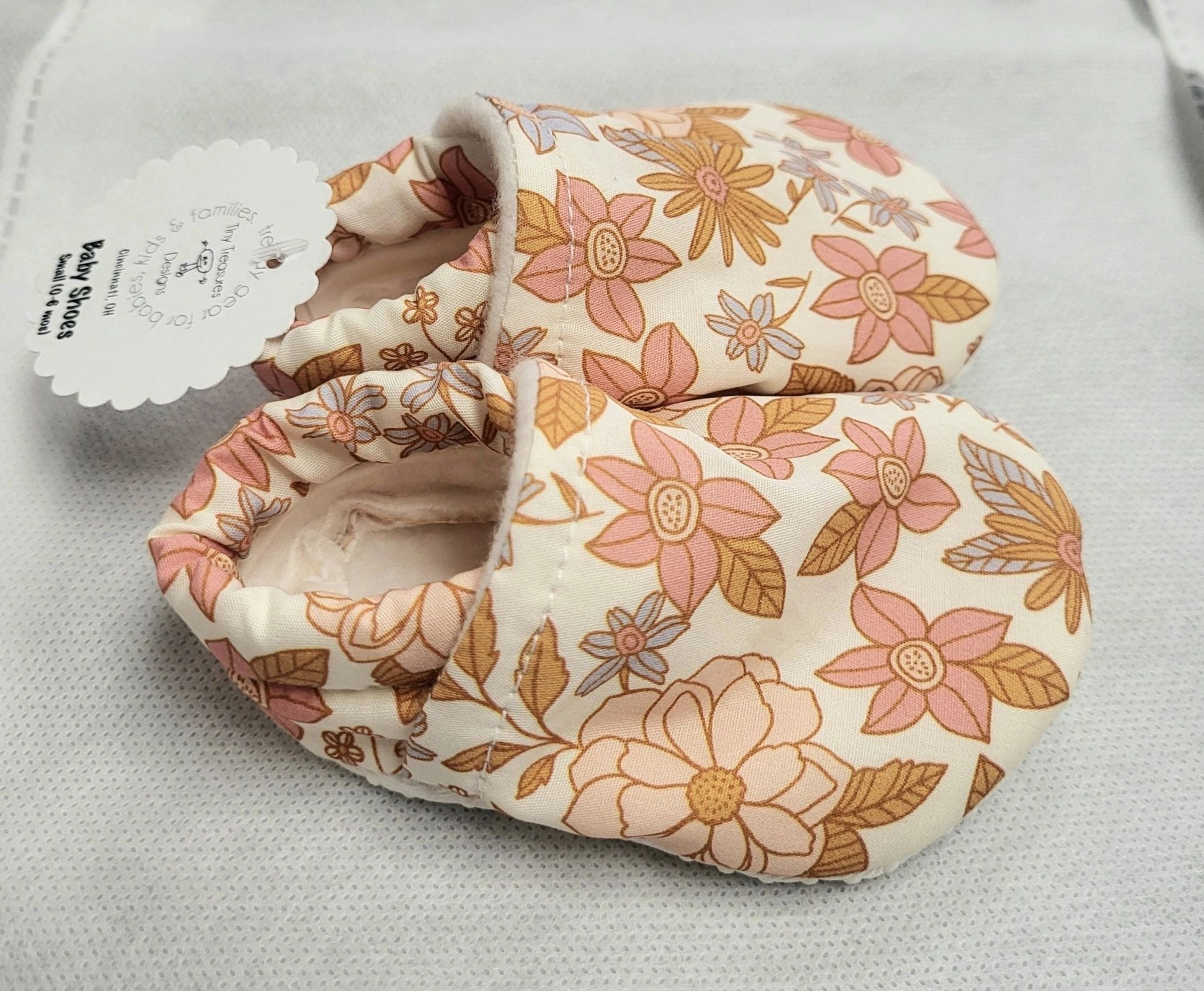 Cotton Baby Shoes in Retro Flowers 0 - 6 Mos. - Potpourri Gift Shop
