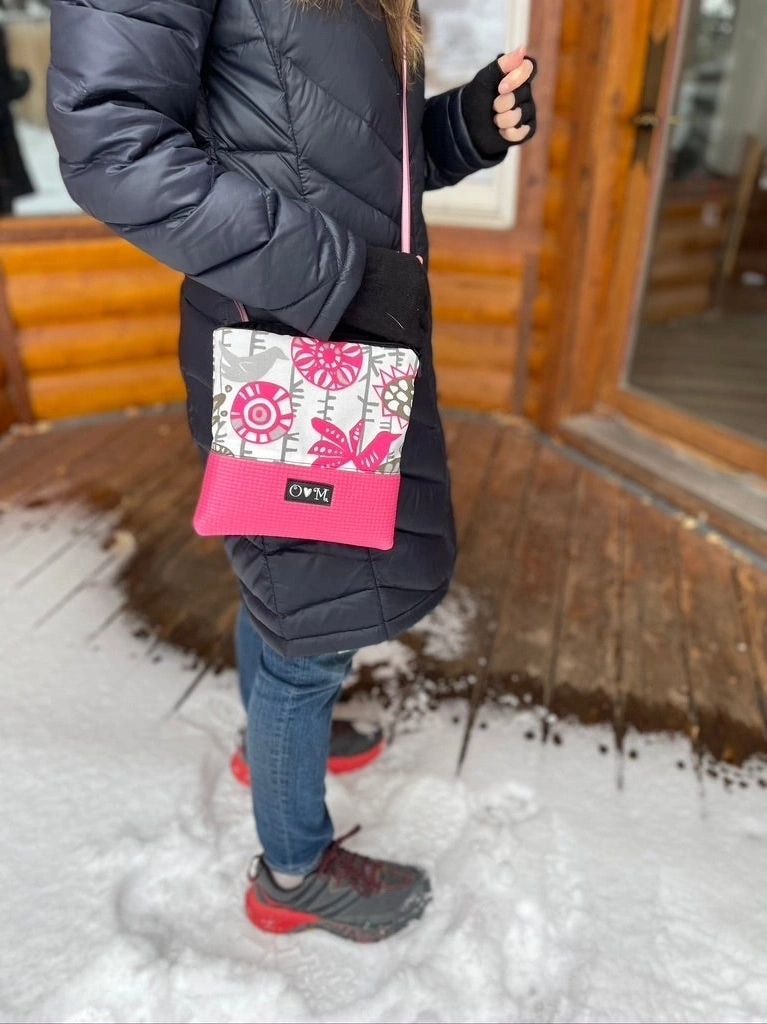 Crossbody Bag in Stella Pink Bird Print - Potpourri Gift Shop